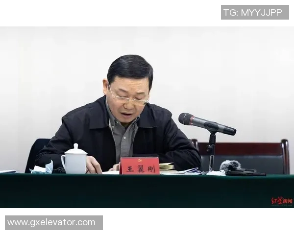 成都篮球队力争上游的变革之路与未来展望 成都篮球队力争上游的变革之路与未来展望