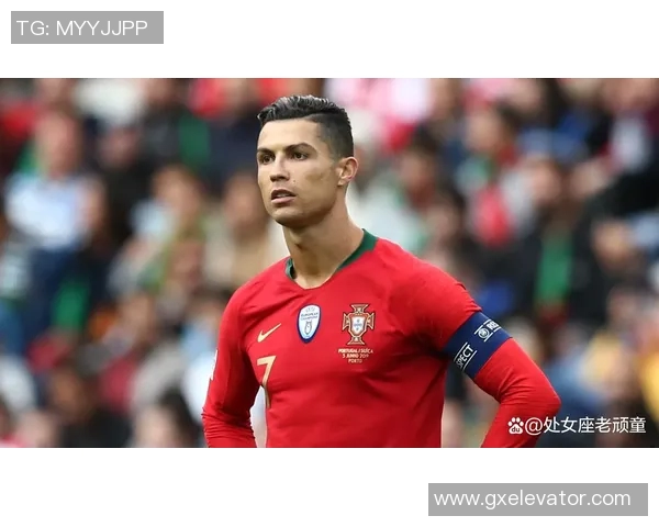 足球明星岁月变迁容颜对比从青涩少年到成熟巨星的蜕变之路